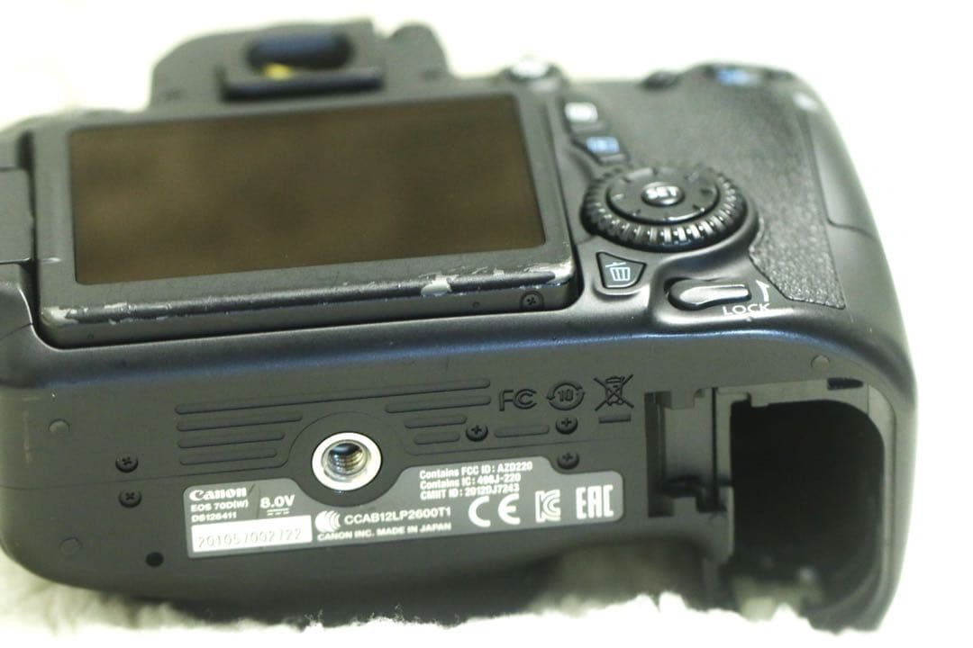 Canon EOS 70D ジャンク品　デジタル一眼レフカメラ
