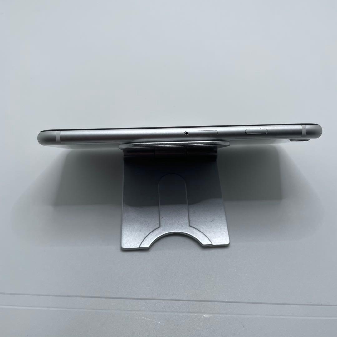 【格安美品】iPhone SE2 128GB simフリー本体 392