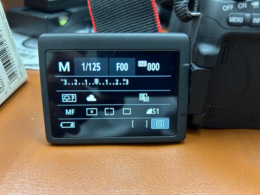 Canon EOS 8000D レンズ2本　予備バッテリー