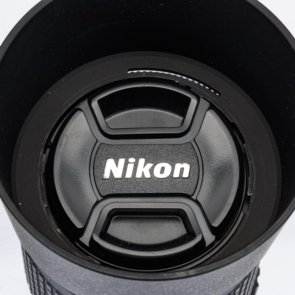Nikon DX ダブルレンズセット AF-S 18-55mm 55-200mm