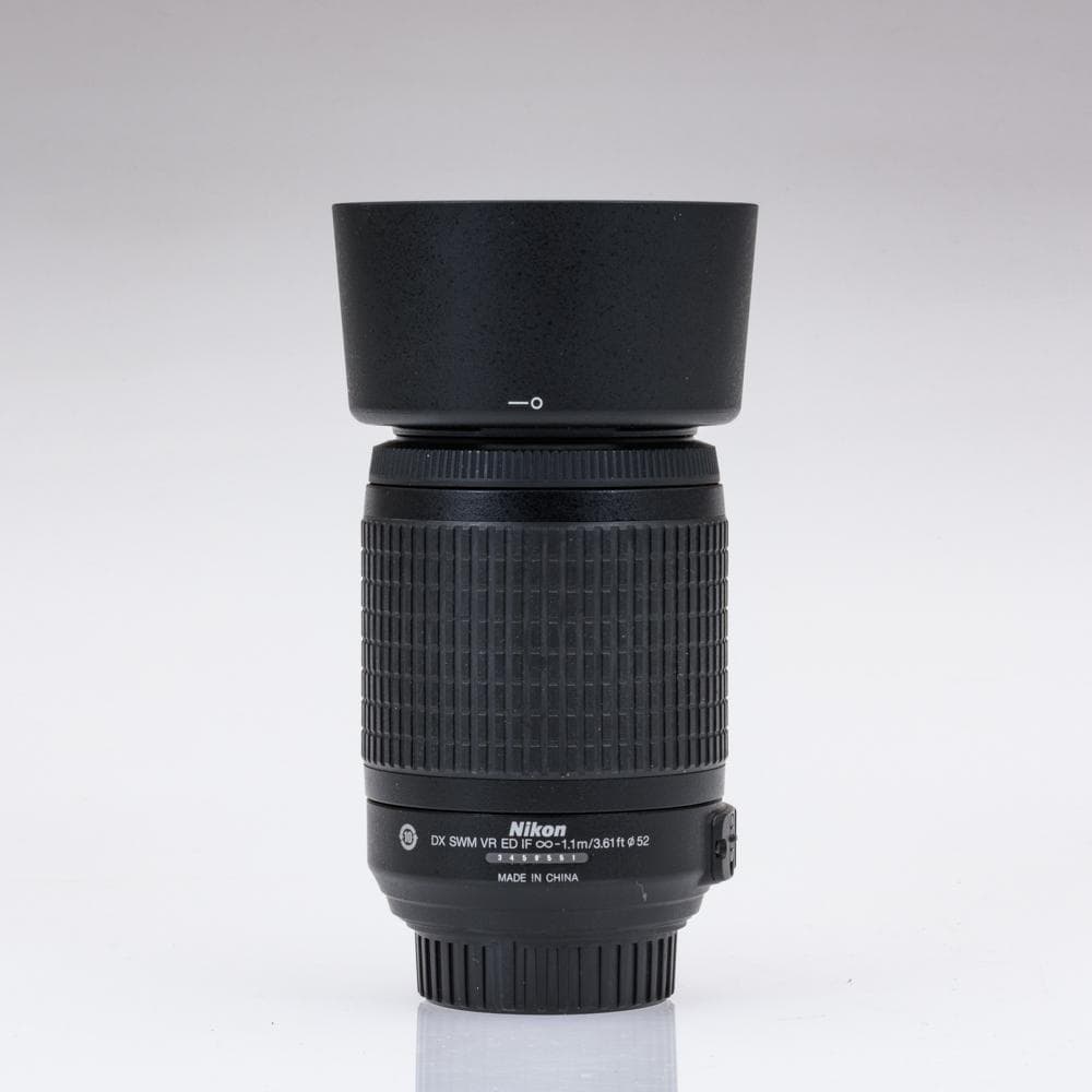 Nikon DX ダブルレンズセット AF-S 18-55mm 55-200mm