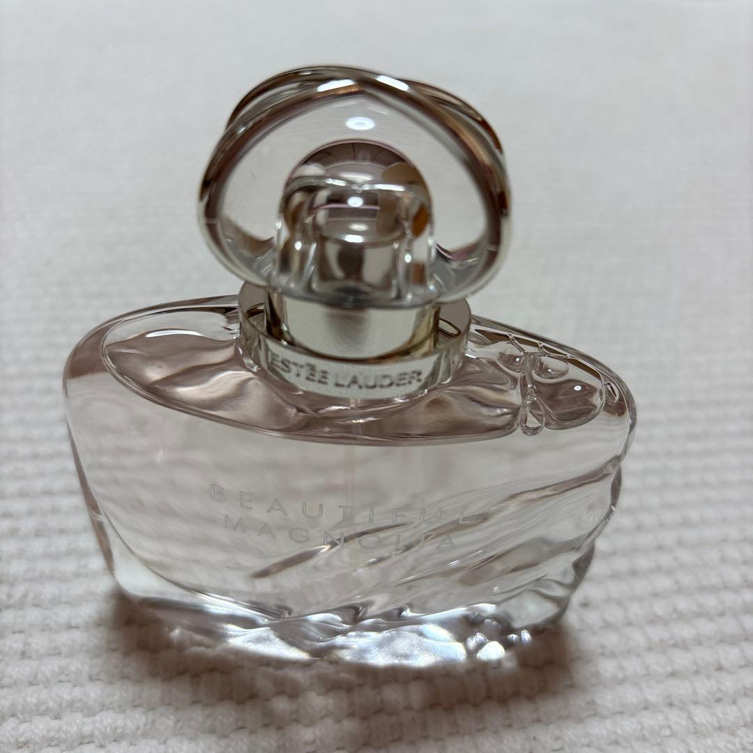 ESTEELAUDER BEAUTIFUL MAGUNOLIA 50ミリ
