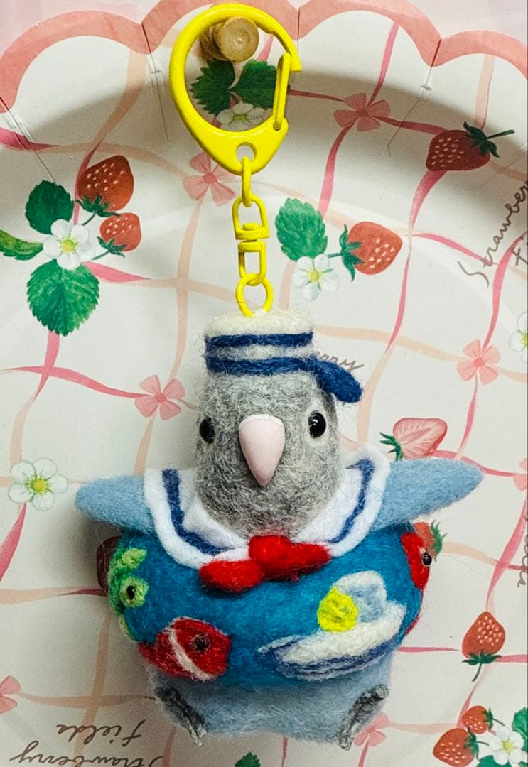専用ページ　夏　羊毛フェルト　ボタンインコキーホルダー　オーダー品　鳥