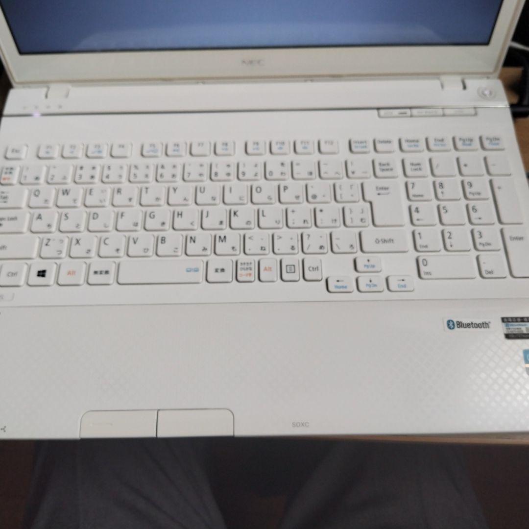 Lavie core-i5 LS550/L(ACアダプター付属：ドライブ無し)