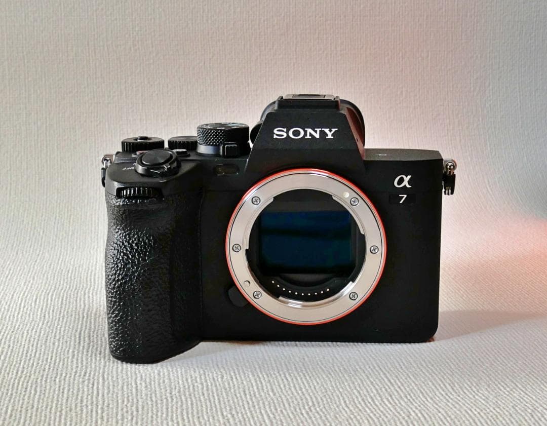 Sony α7Ⅳ ミラーレス一眼カメラと FE 24-240mmレンズのセット