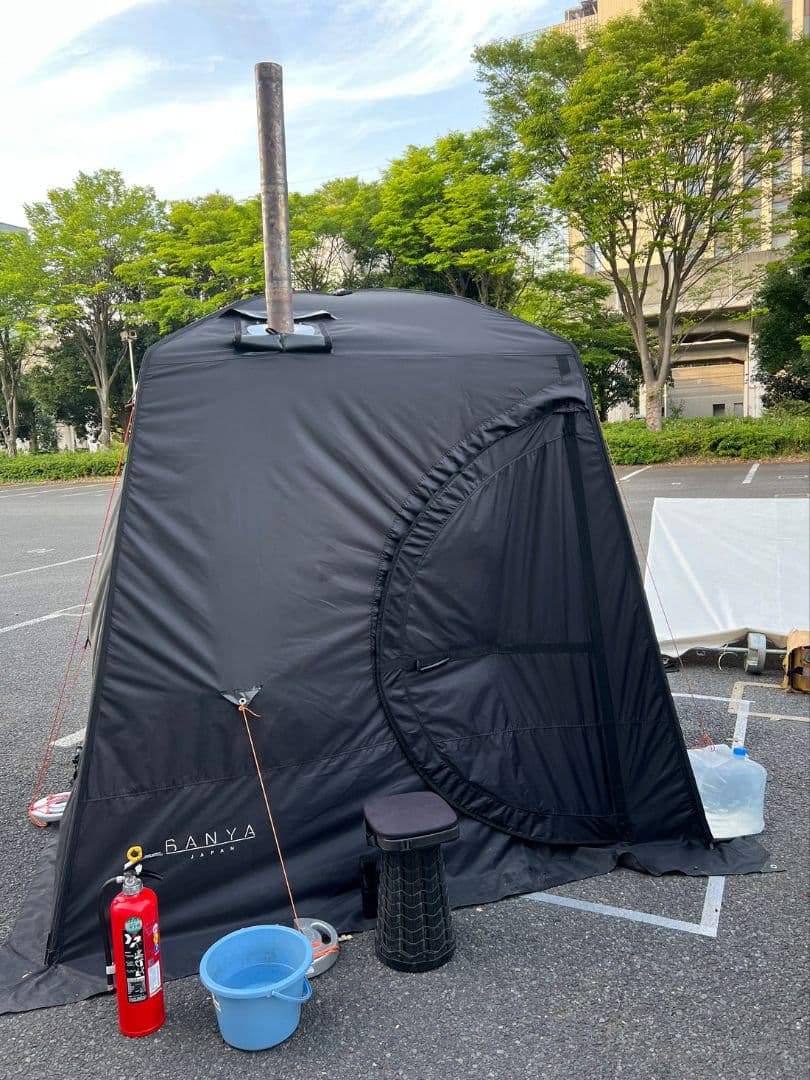 サウナテント 煙突付き ブラック