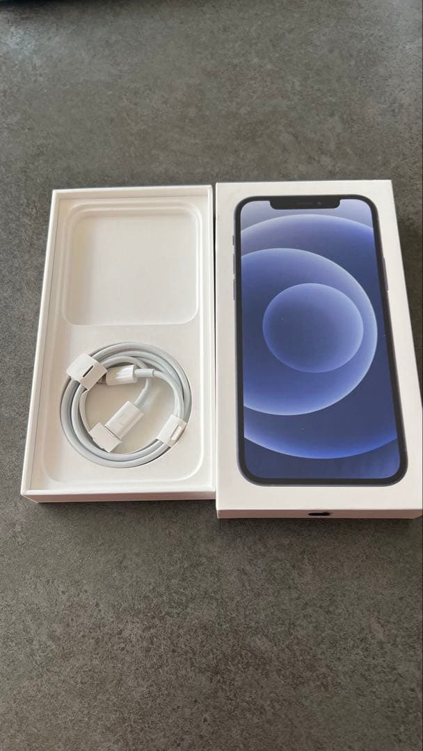 ⭐︎Apple iPhone 12 64GB 純正バッテリー