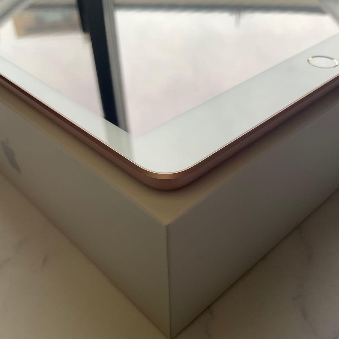 【極美品】Apple iPad 第8世代 Wi-Fi 32GB