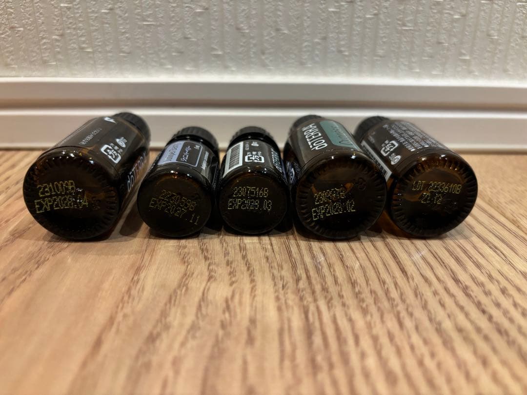 doTERRA エッセンシャルオイル収納ボックス 25本