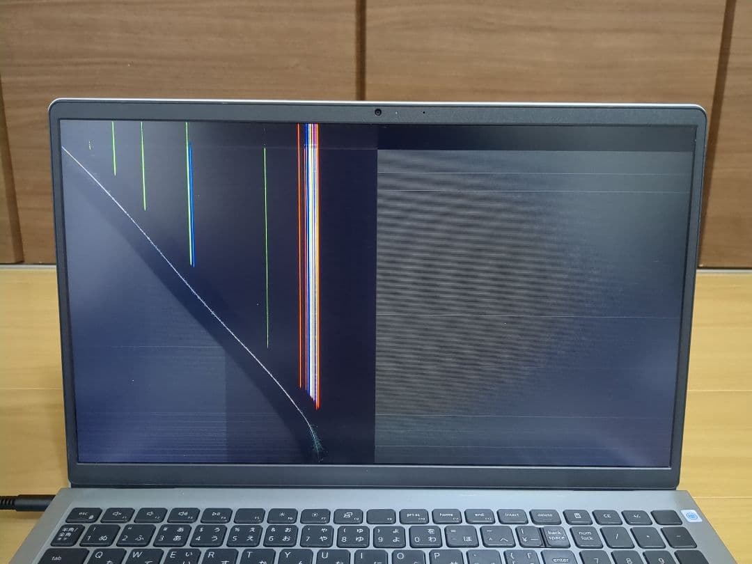 ジャンク DELL Inspiron 3511 Core i3 メモリSSD無し