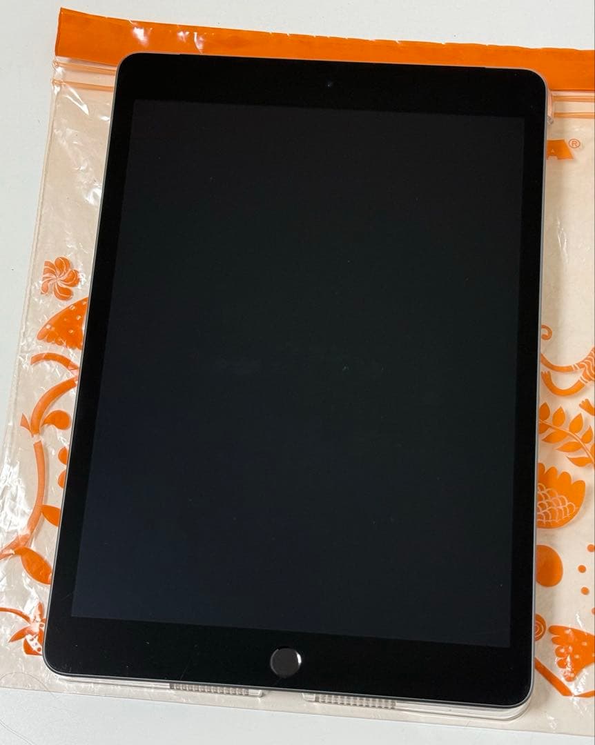 iPad 第9世代　64GB Wi-Fi+Cellularモデル　バッテリー良好