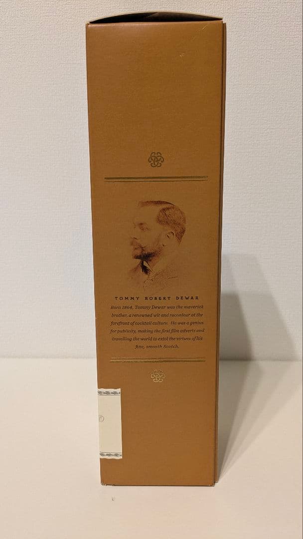デュワーズ　Dewar's 12年旧ボトル　アンセスターThe Ancestor