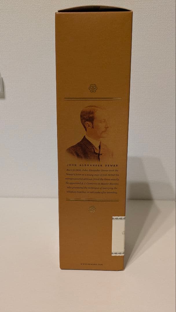 デュワーズ　Dewar's 12年旧ボトル　アンセスターThe Ancestor
