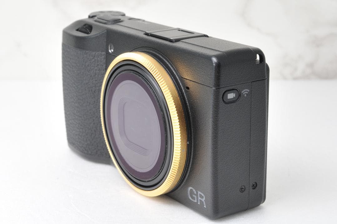 美品 RICOH GR Ⅲ⭐️動作確認済み 付属品多数 人気 カメラ ケース付き