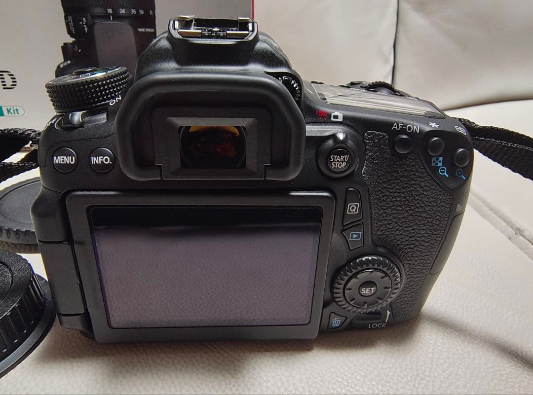 Canon EOS 70D デジタル一眼レフカメラセット