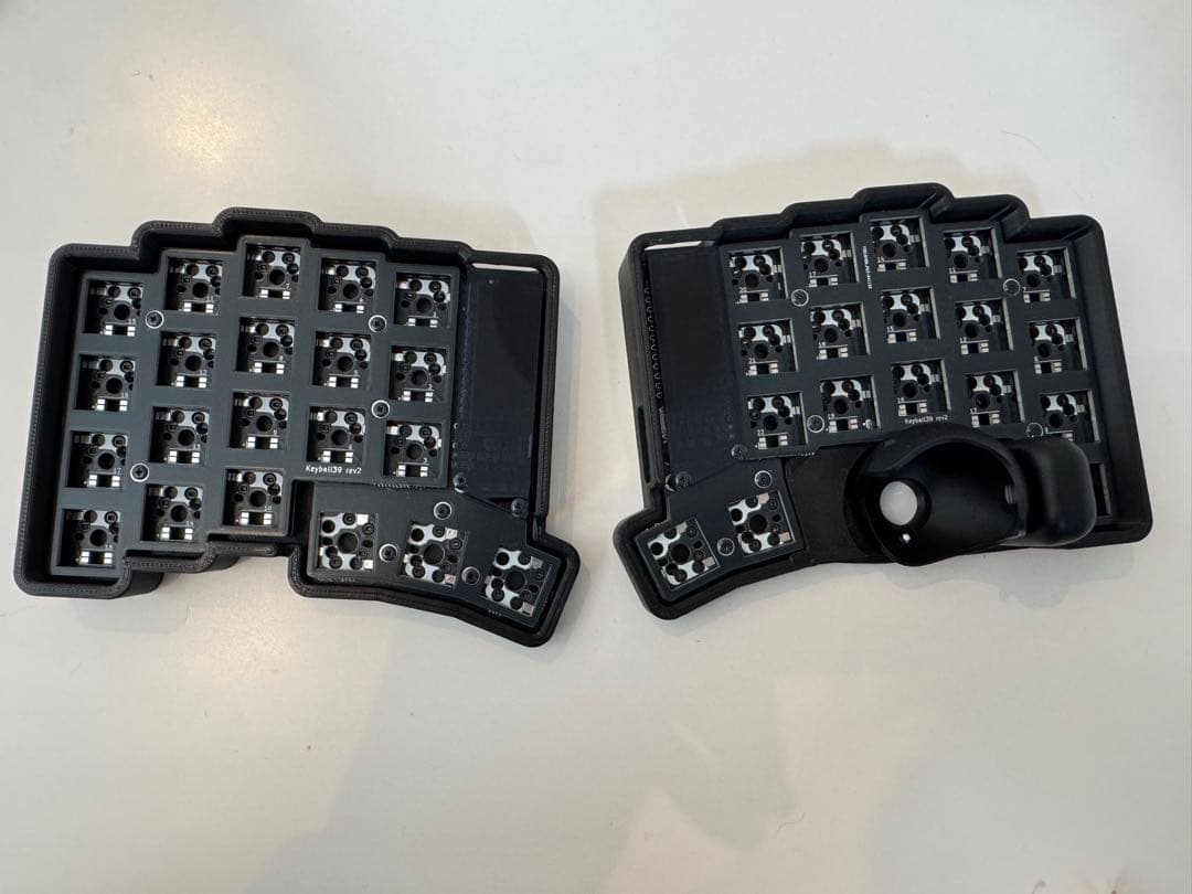 【新品】keyball39 黒仕様　組立済　完成品　TRRSメタルケーブル