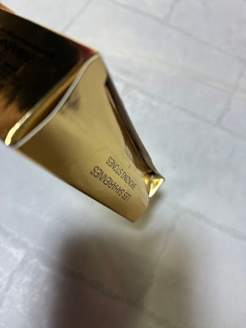 【限定・廃盤品】YSL サハリエンヌフェイスパウダー コレクター4
