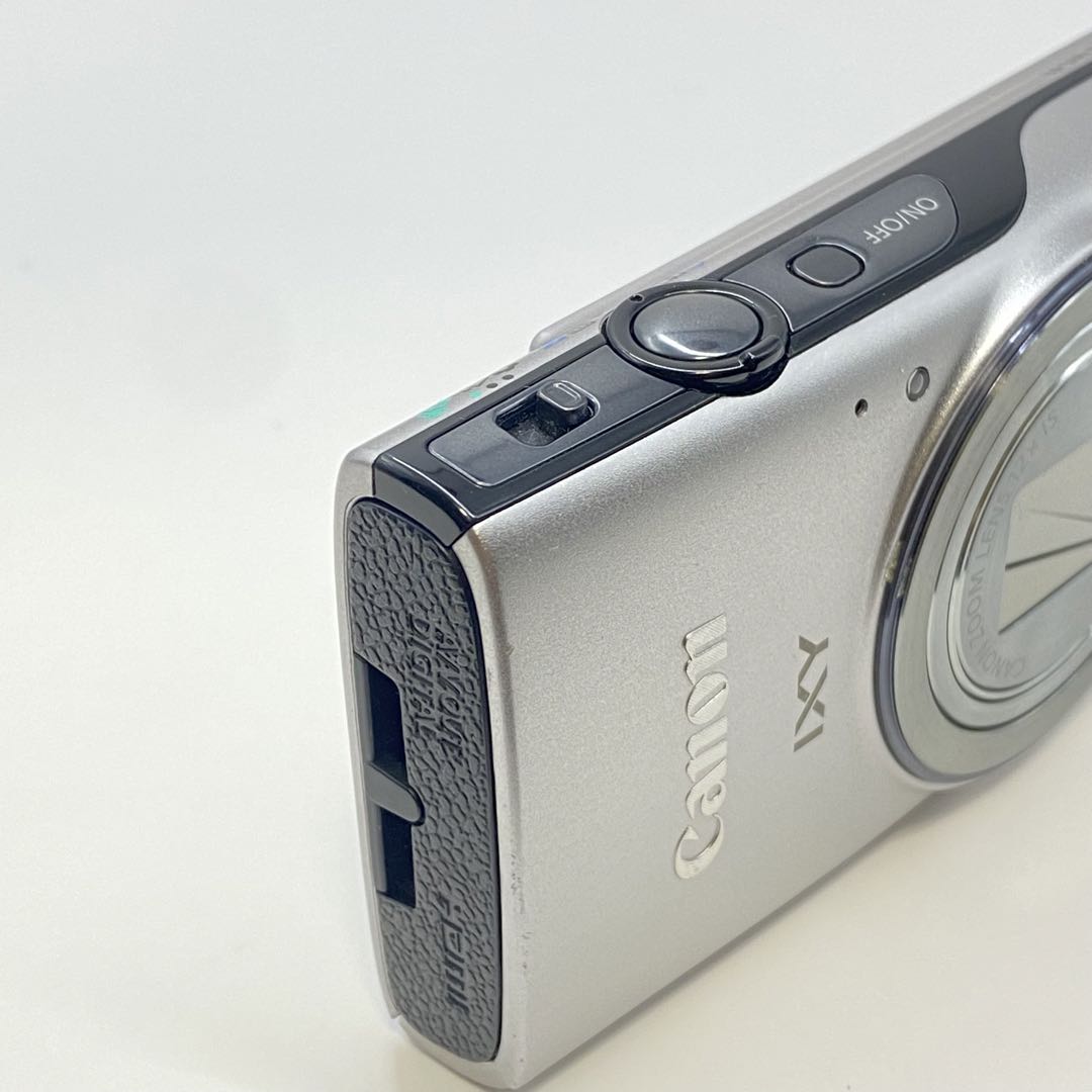 (美品)キヤノン　Canon IXY 640 シルバー　箱付き