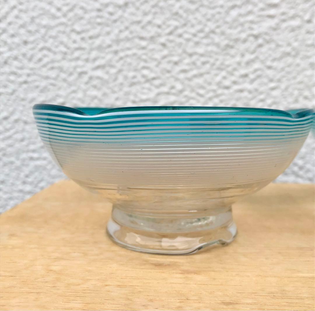 氷コップ 大正 吹きガラス ブルーに白い螺旋文様 ガラス鉢 氷カップ レトロ