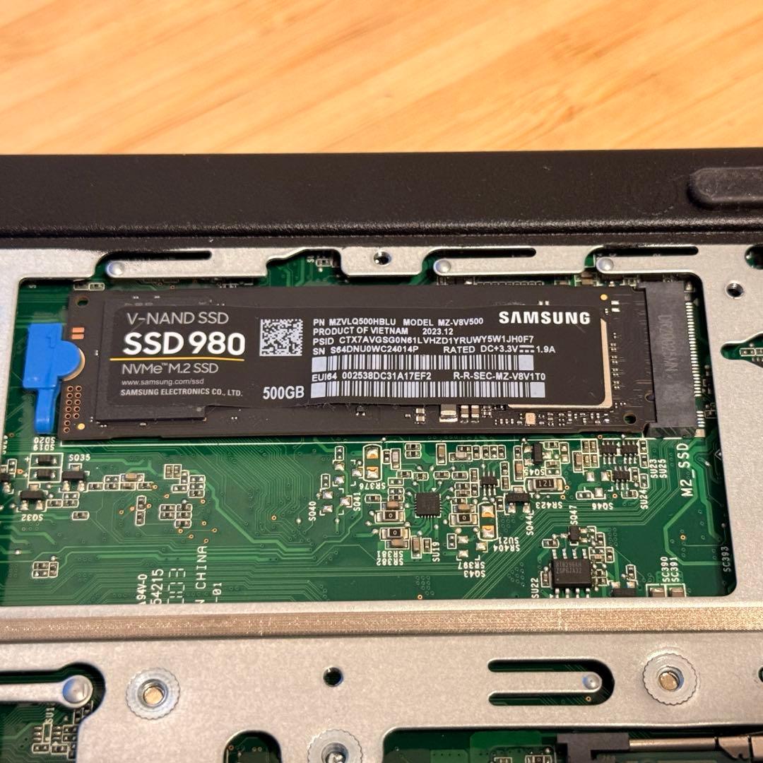 中古【動作良好】ThinkCentre M75q Tiny ［Win11］