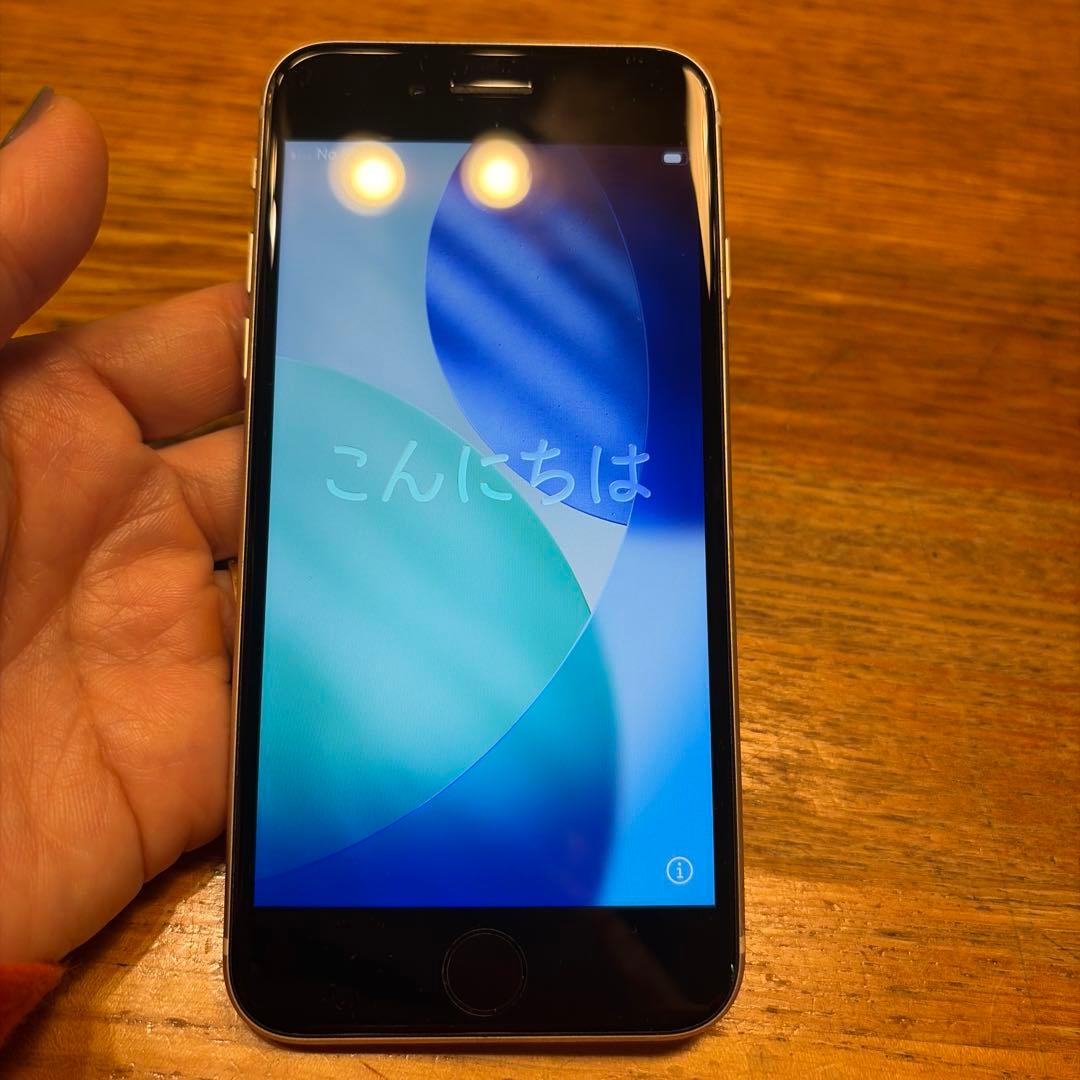 iPhone se 64gb 第3世代