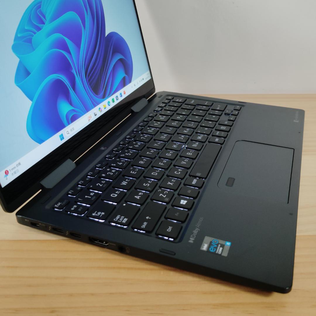 美品 Dynabook コンバーチブル V83/HS 11世代i5搭載 512G
