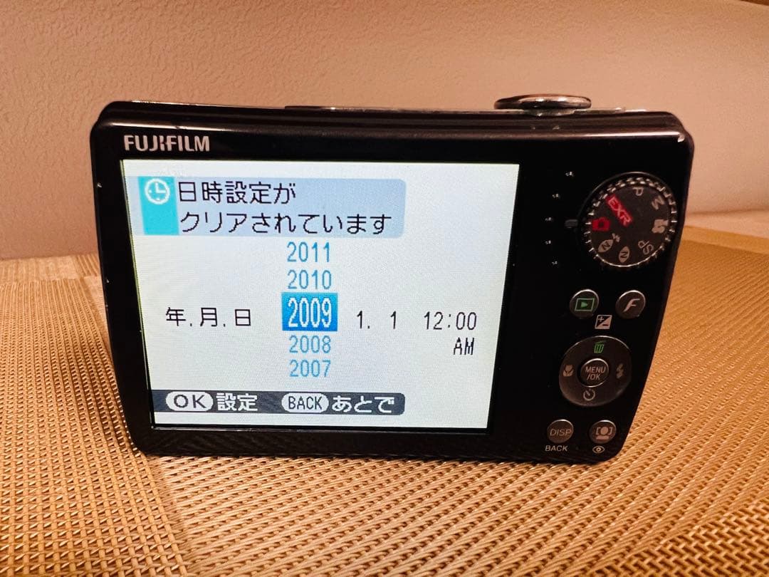 FUJIFILM FinePix F200EXR 黒 付属品あり 動作確認済