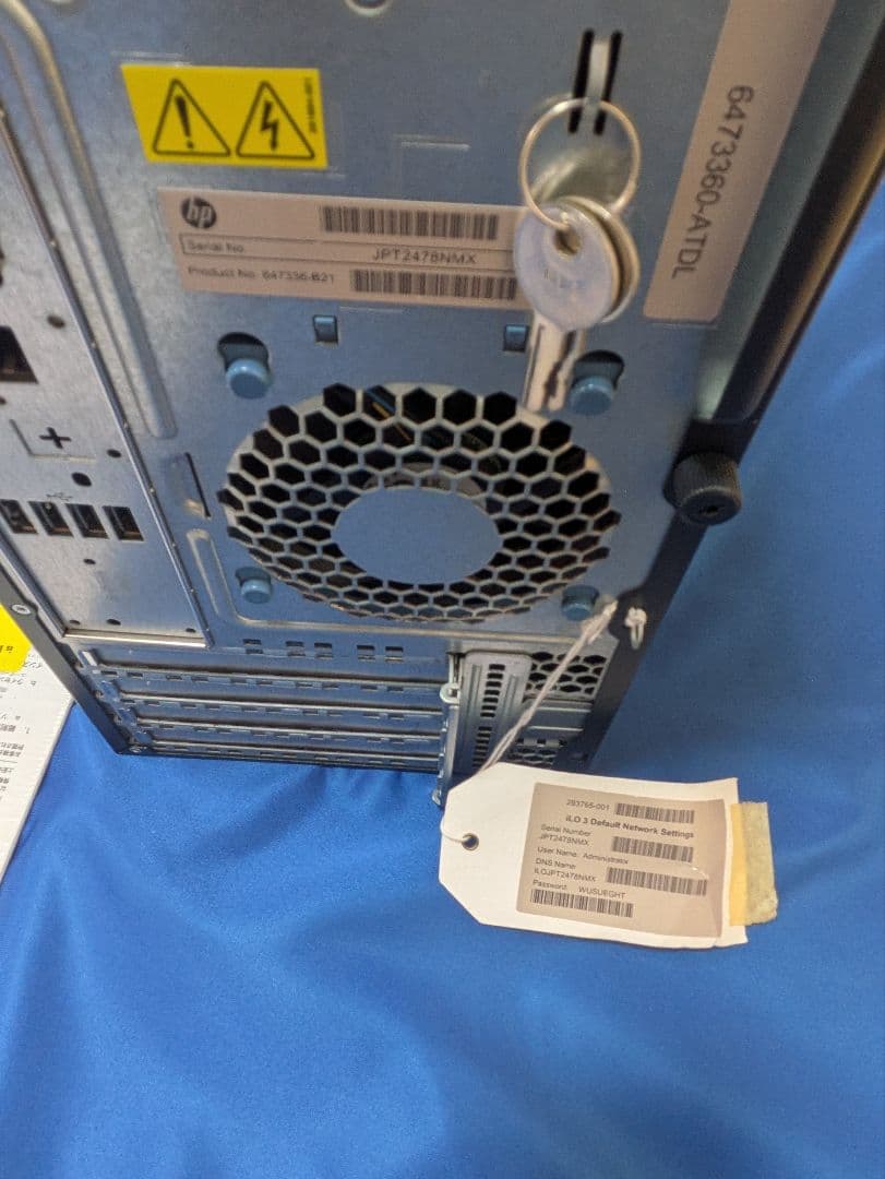 HP ML110G7 サーバ（OS付）