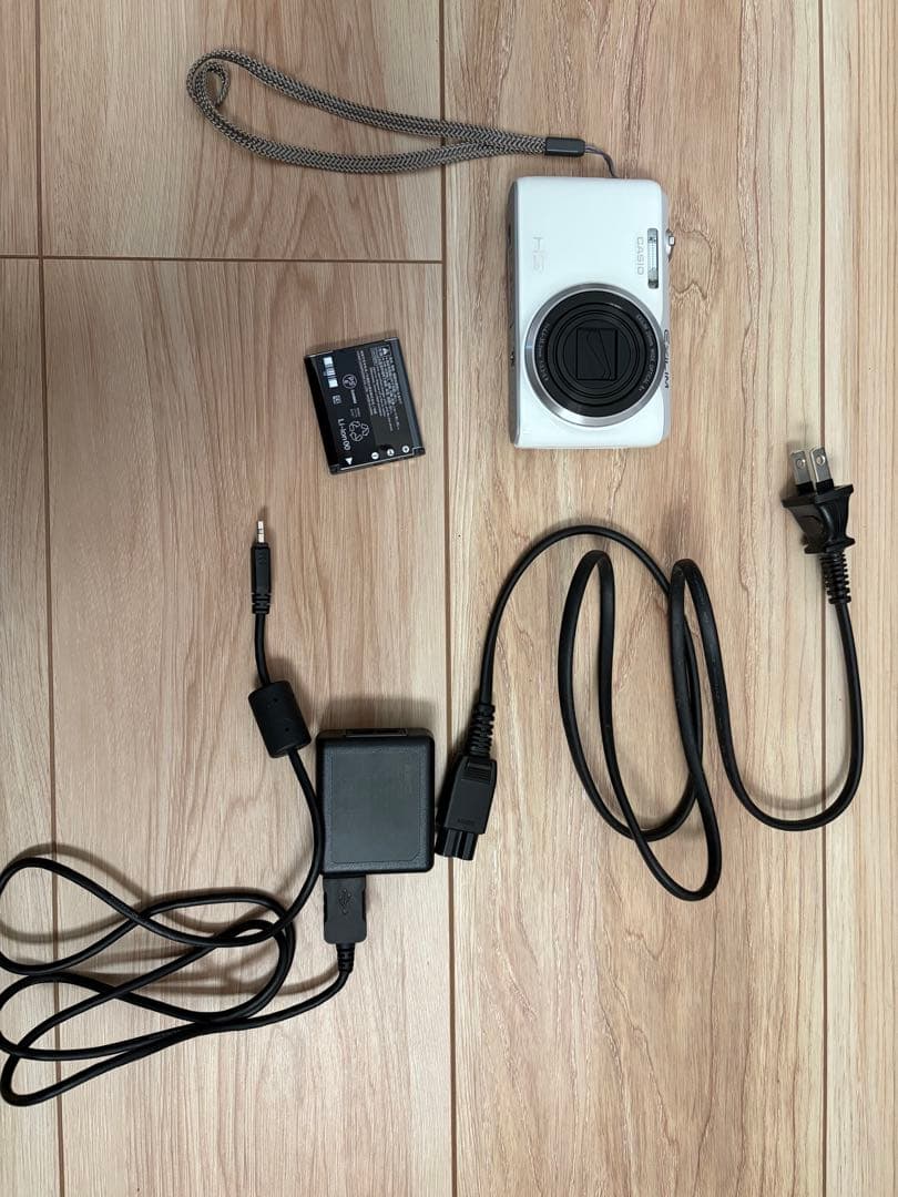 CASIO EXILIM EX-ZR20 デジタルカメラ