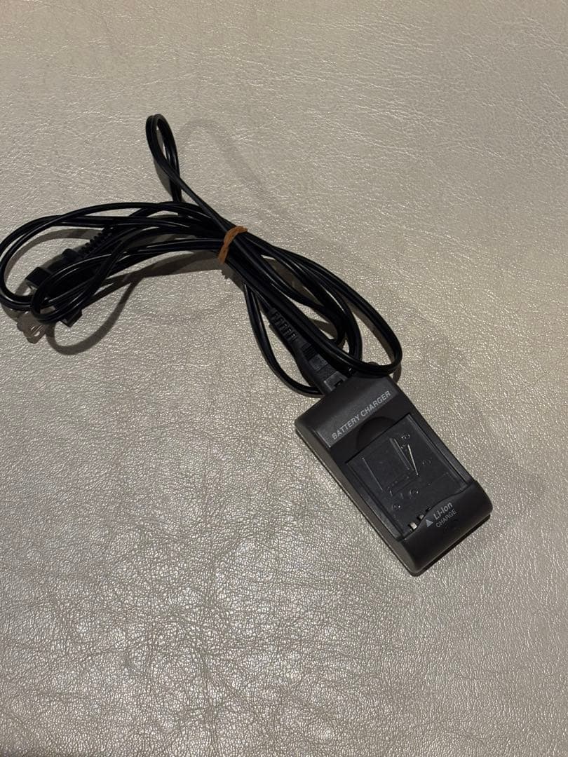 【ジャンク】伊藤超短波AT-mini 新品パット付き　充電不安定　修理前提