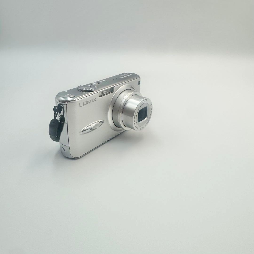 Panasonic DMC-FX01 コンパクトデジタルカメラ