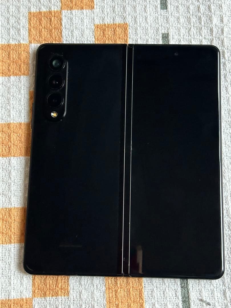 Galaxy Z Fald 3 5G 海外版　カバー付き