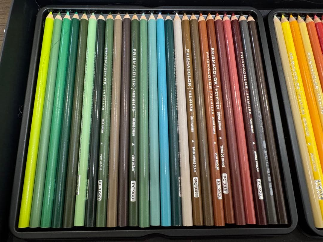 Prismacolor Premier 油性色鉛筆 150色セット