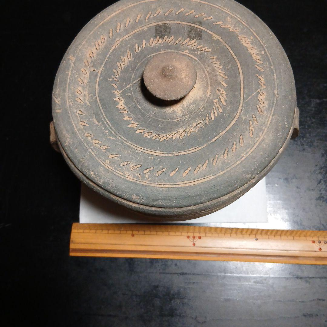 須恵器　蓋、両手付き壺