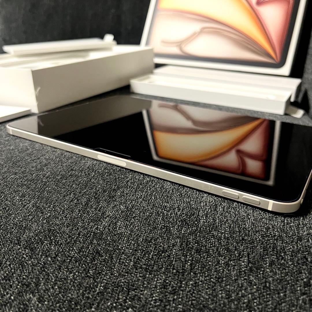 極美品 iPad Air M3 （11インチ）セルラーモデル　256GB