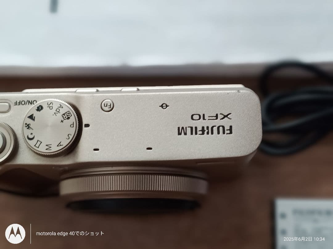 Fujifilm XF10 　本体と付属品　富士フイルム