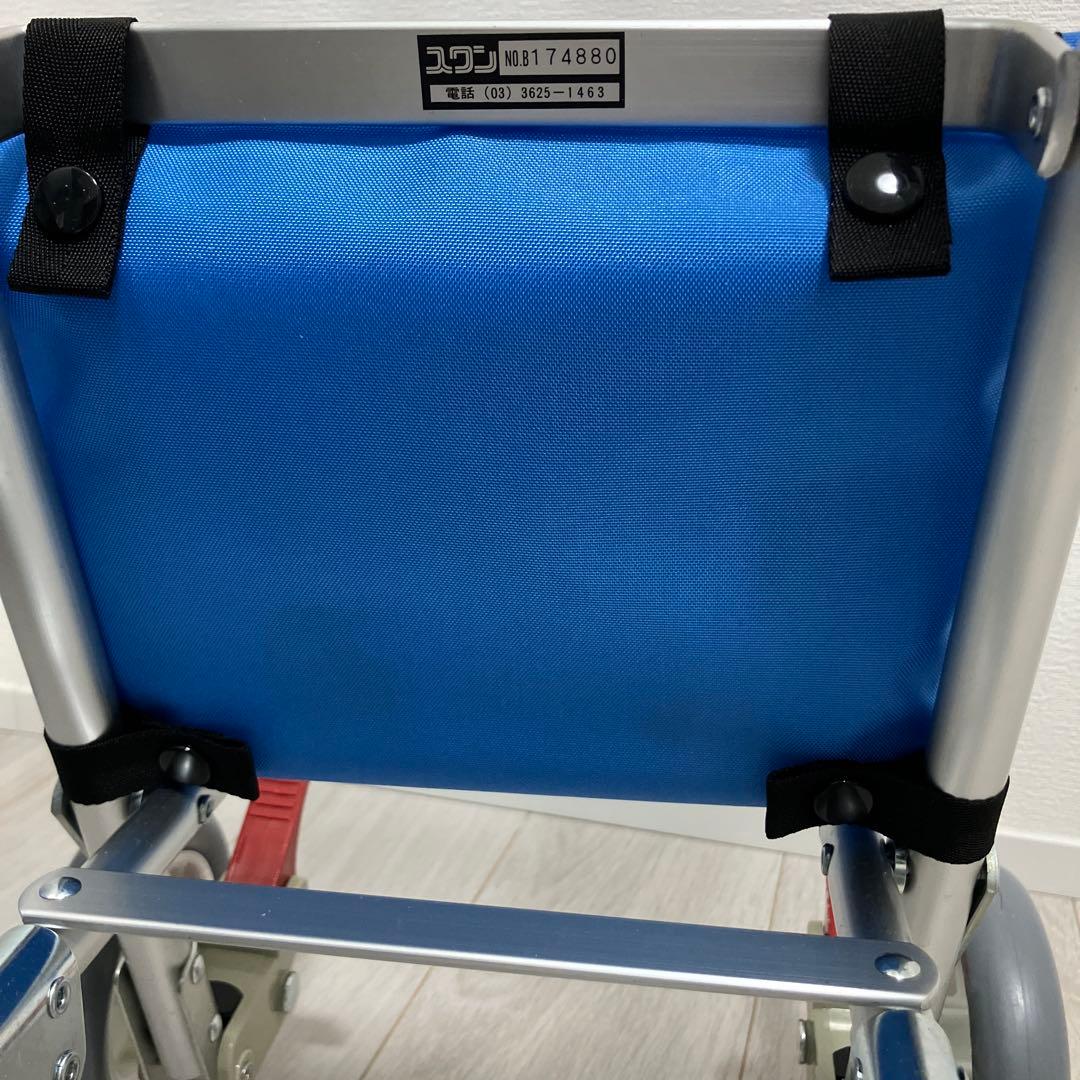 美品　介護用品歩行補助器具　コメットべー 保証付き　シルバーカー 折りたたみ