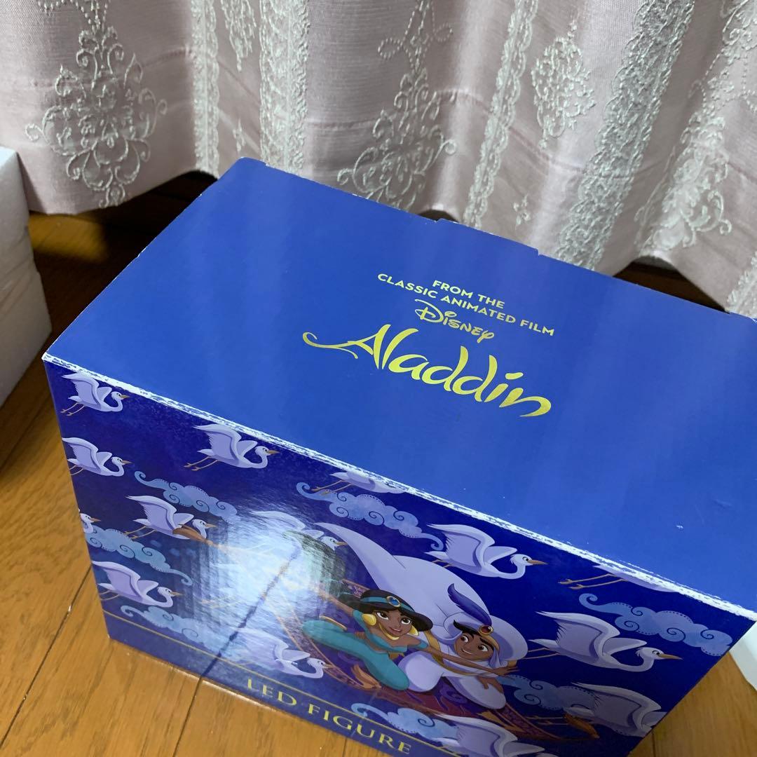 Aladdin ディズニー Disney 名作 鳥 bird 月 MOON お城
