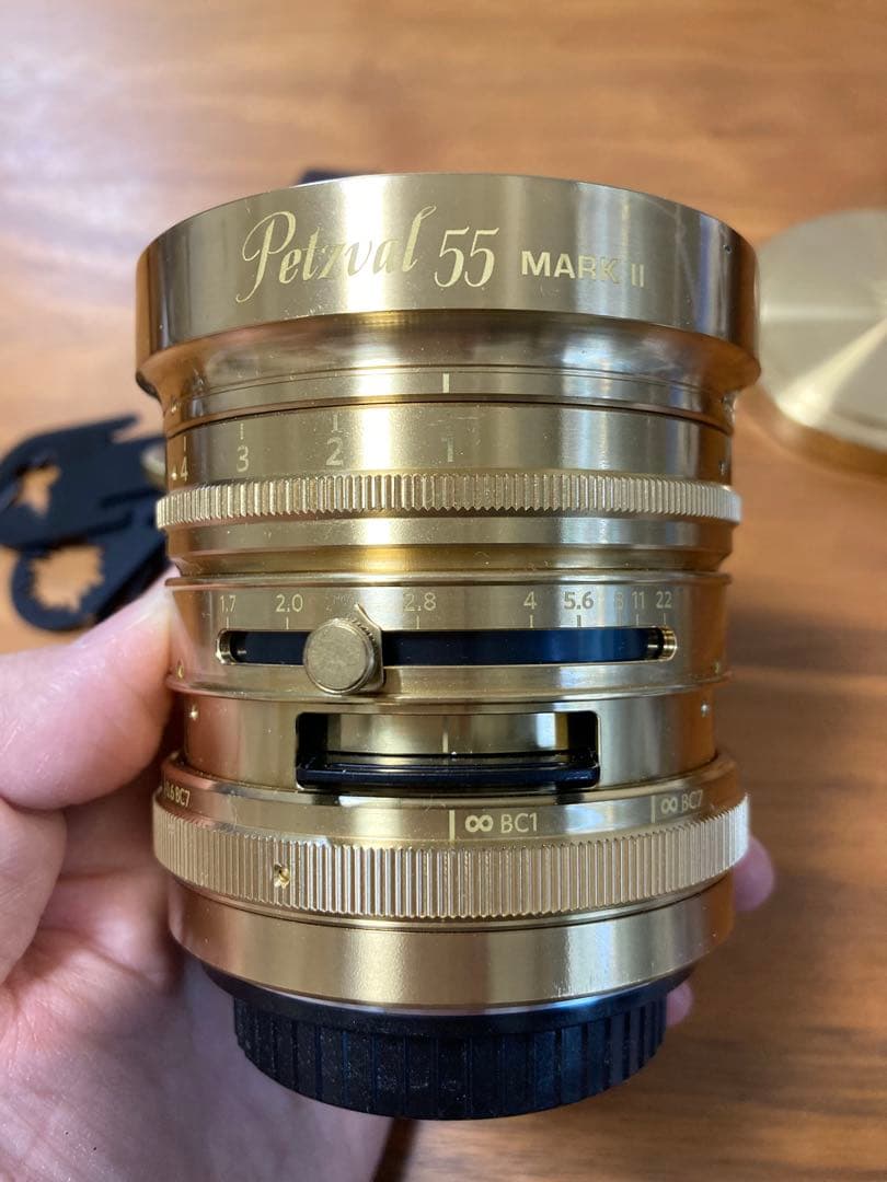 Lomography Petzval 55mm F1.7真鍮ゴールドSonyFE