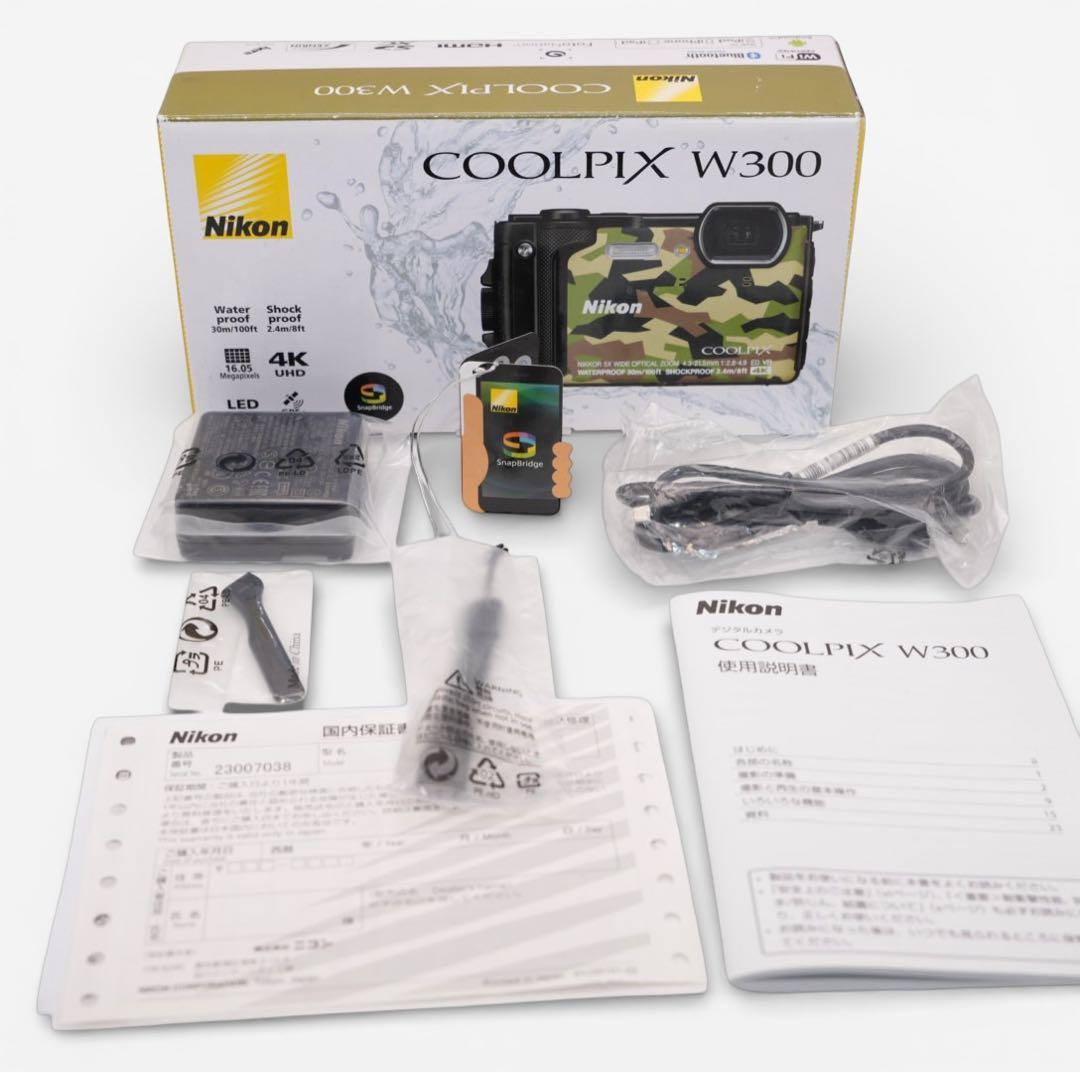 【美品】Nikon ニコン COOLPIX W300 迷彩 作例あり 付属品完備