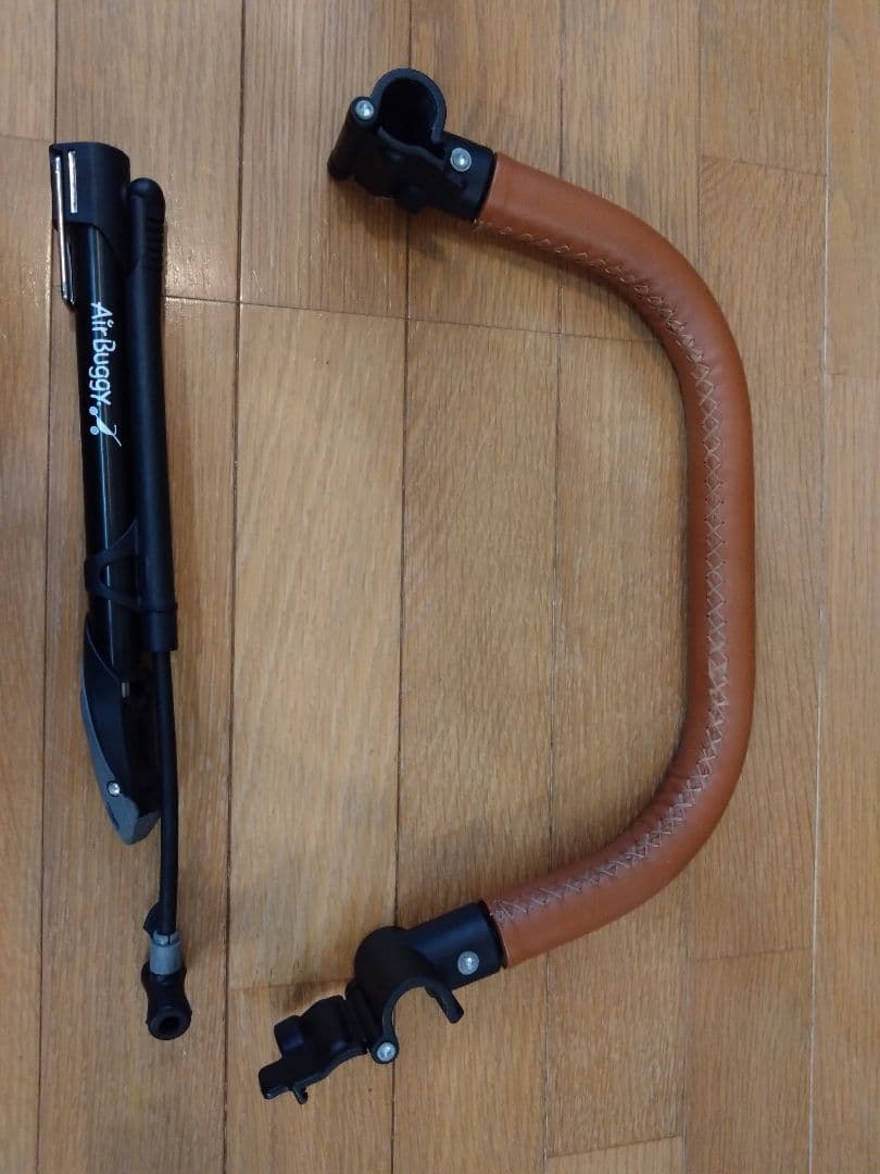 AirBuggy　エアバギー　フレーム　アダプター付き　神奈川　新型フレーム？