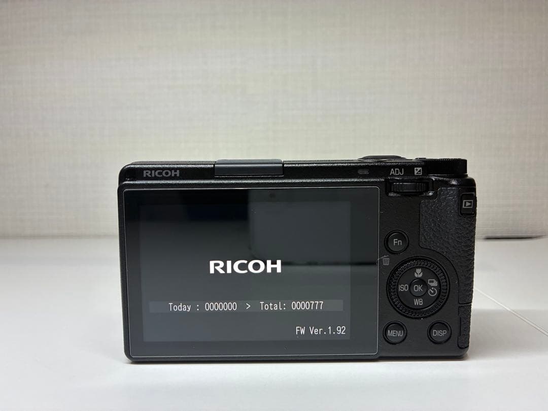 デジタルカメラ RICOH GR iii