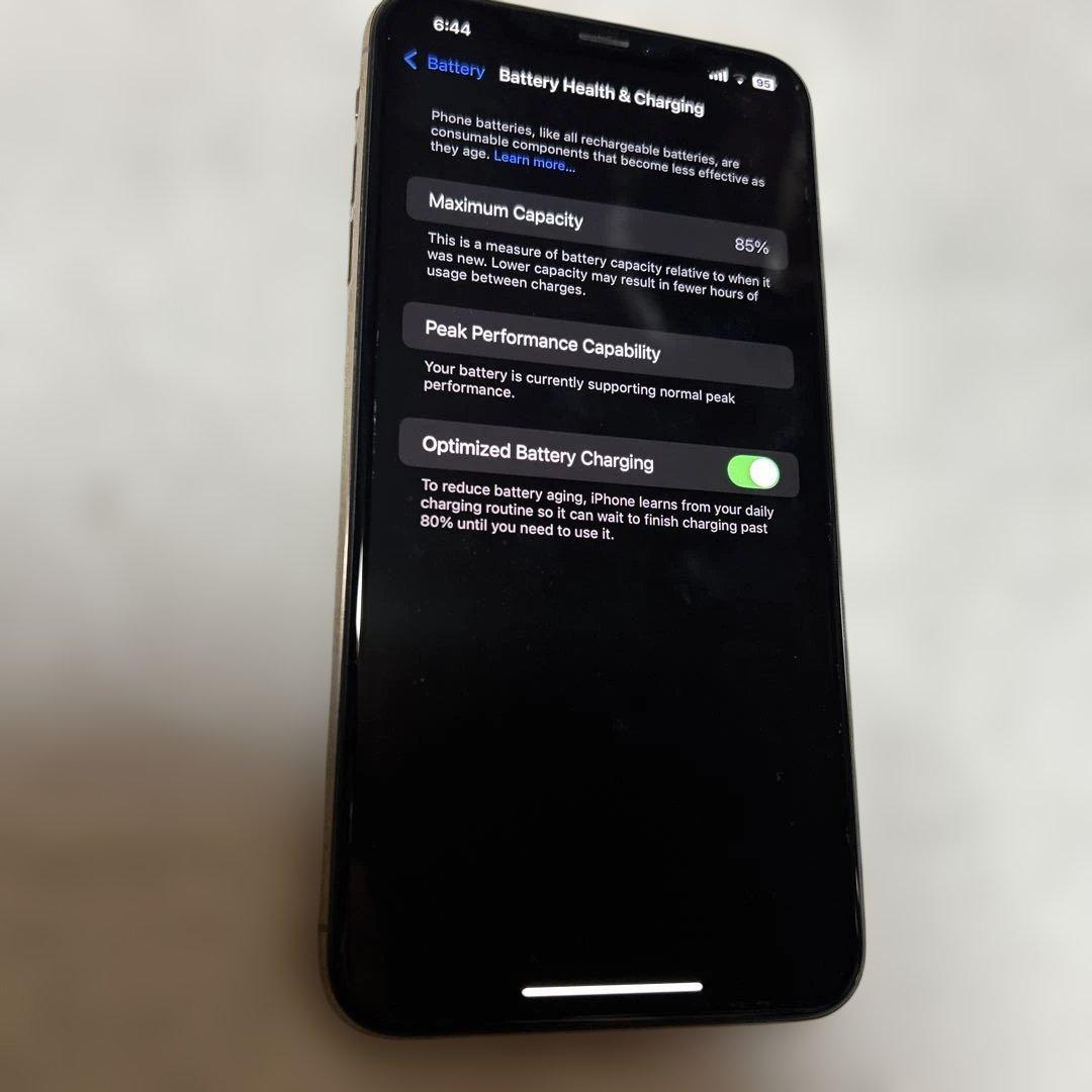 Apple iPhone XS MAXゴールド 85% SIMフリー