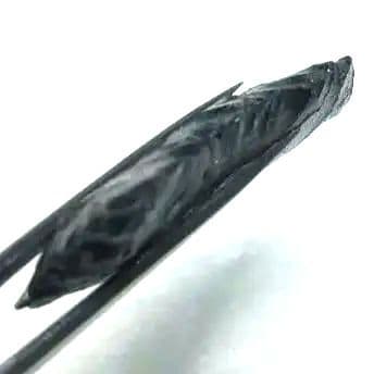 黒曜石ナイフ ○ナイフ一周全てが、刀です。古代人の知恵の逸品では。