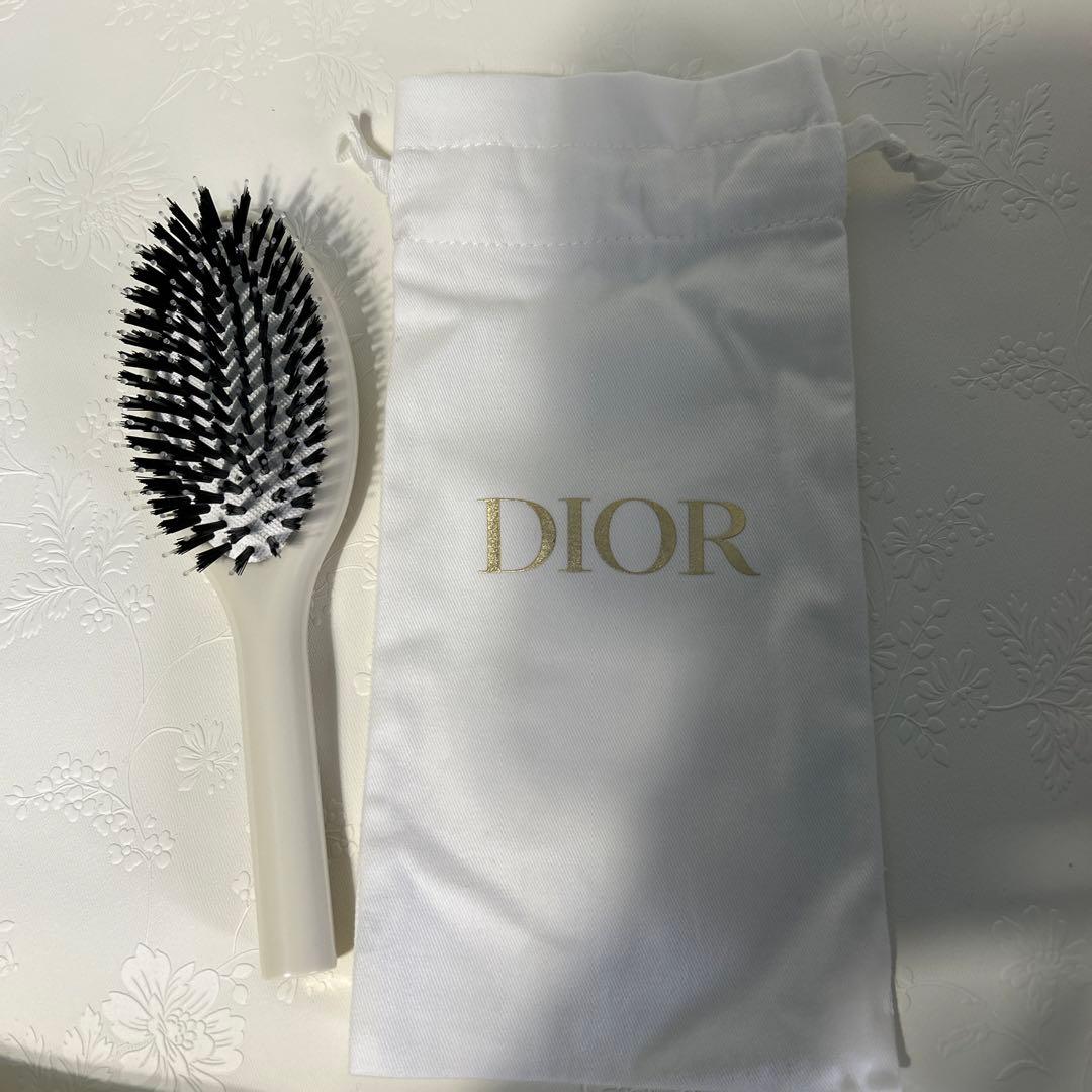 新品未使用　ディオール　Dior ヘアミスト　ヘアブラシ　ショッパー付き