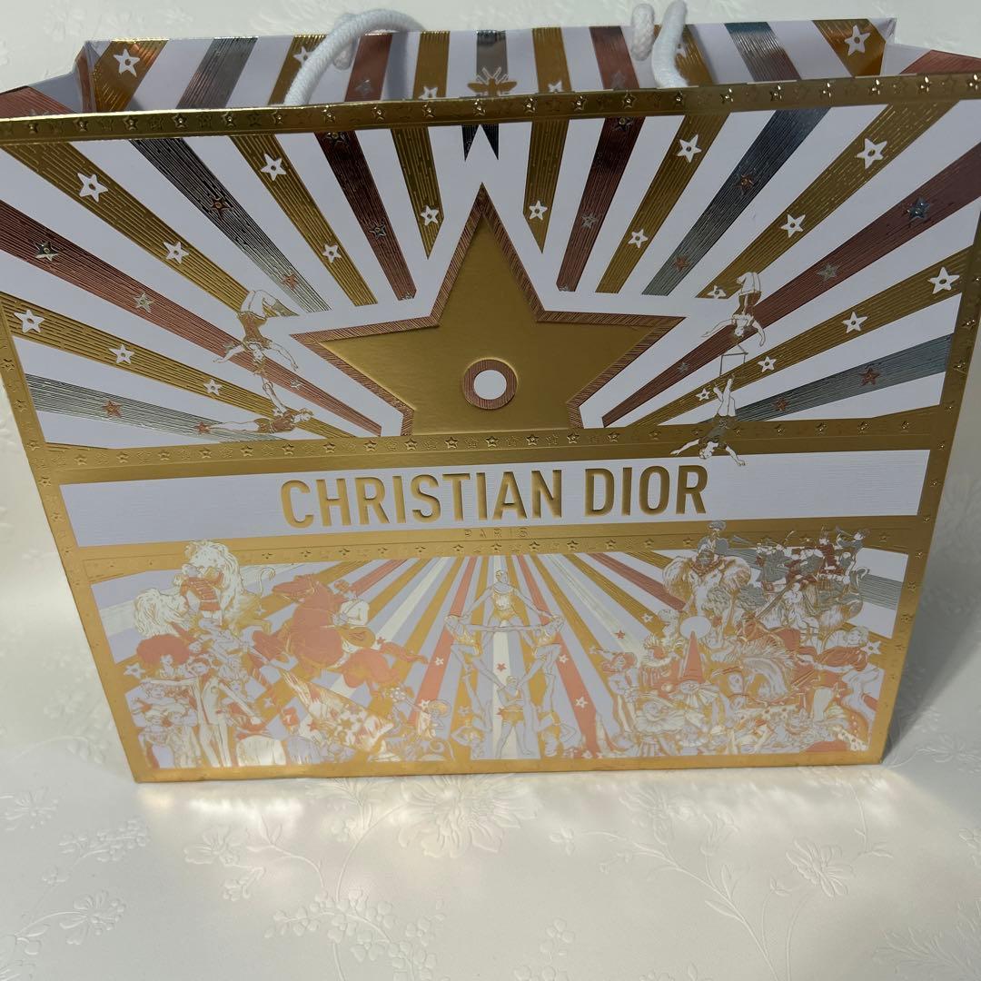 新品未使用　ディオール　Dior ヘアミスト　ヘアブラシ　ショッパー付き