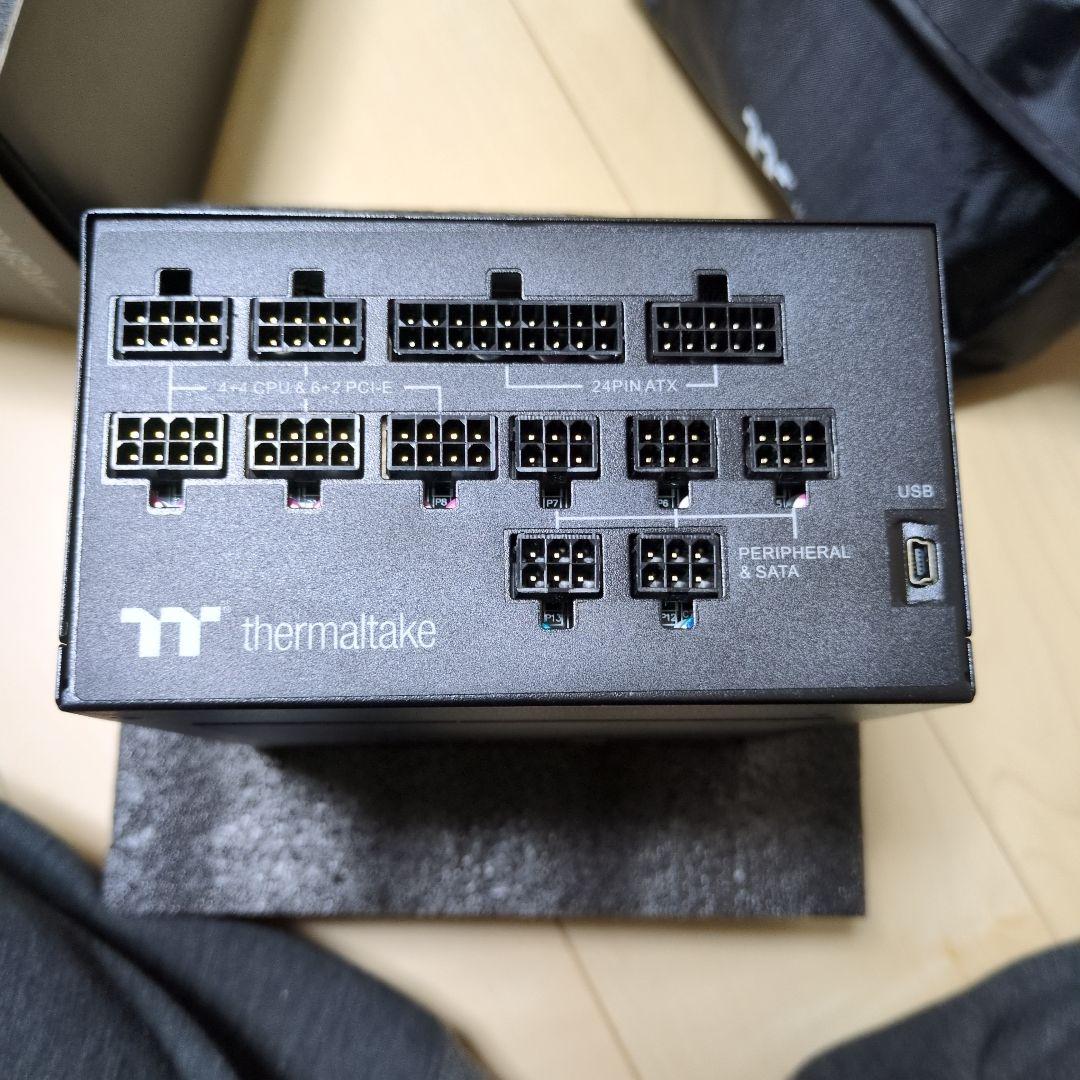 電源ユニット Thermaltake Toughpower iRGB Plus 1200W