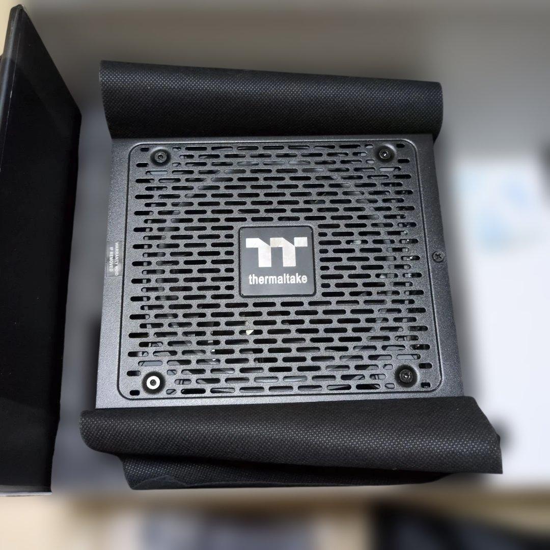 電源ユニット Thermaltake Toughpower iRGB Plus 1200W