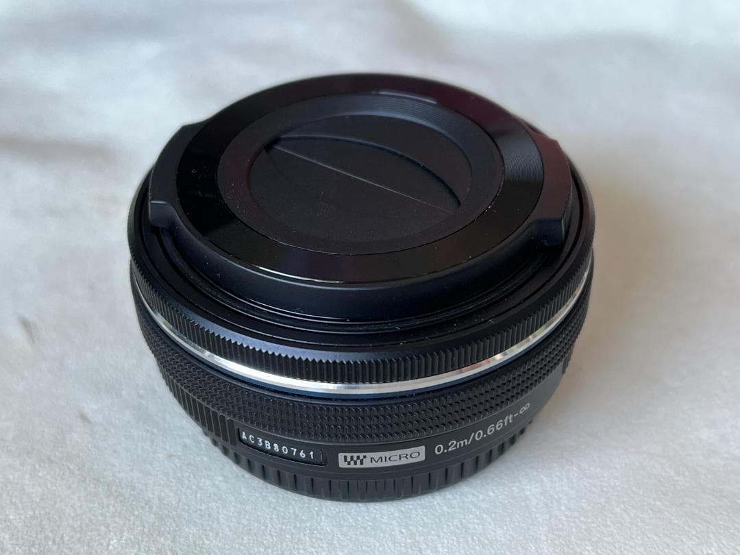 M.ZUIKO ED 14-42mm F3.5-5.6 EZ　自動開閉キャップ付