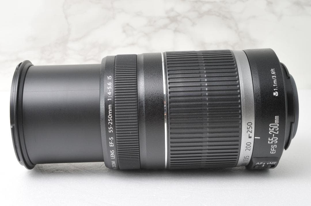Canon EF-S 55-250mm IS❣️望遠レンズ 手ぶれ補正 ズーム